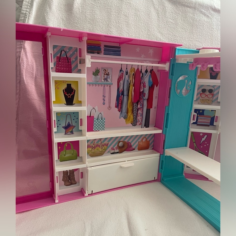 Gently Used Barbie Dream Closet - Picture 3 of 8